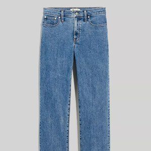 The Petite Mid-Rise Perfect Vintage Jean in Knowland Wash in 28 Petite